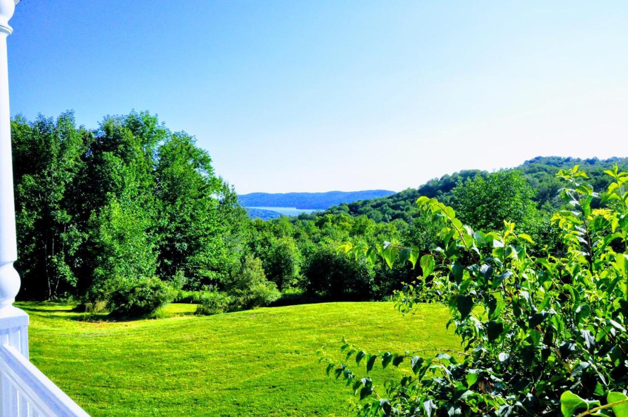 Auberge Le Tricorne North Hatley Zewnętrze zdjęcie