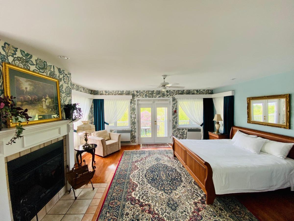 Auberge Le Tricorne North Hatley Zewnętrze zdjęcie