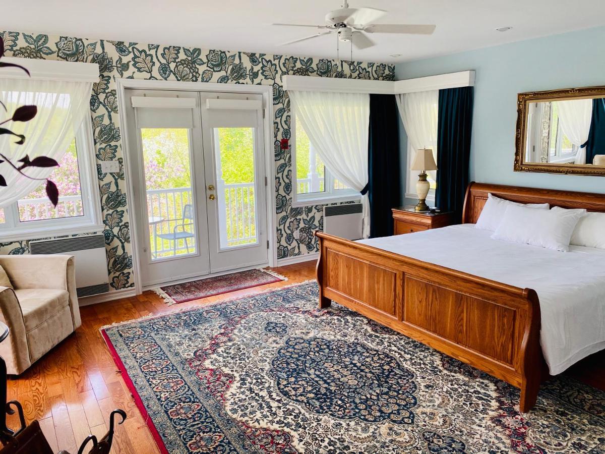 Auberge Le Tricorne North Hatley Zewnętrze zdjęcie