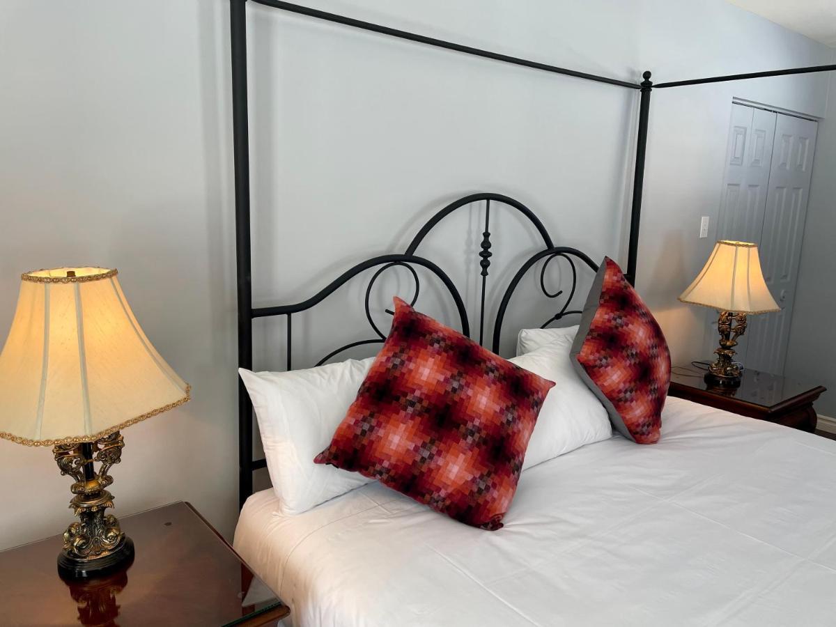 Auberge Le Tricorne North Hatley Zewnętrze zdjęcie