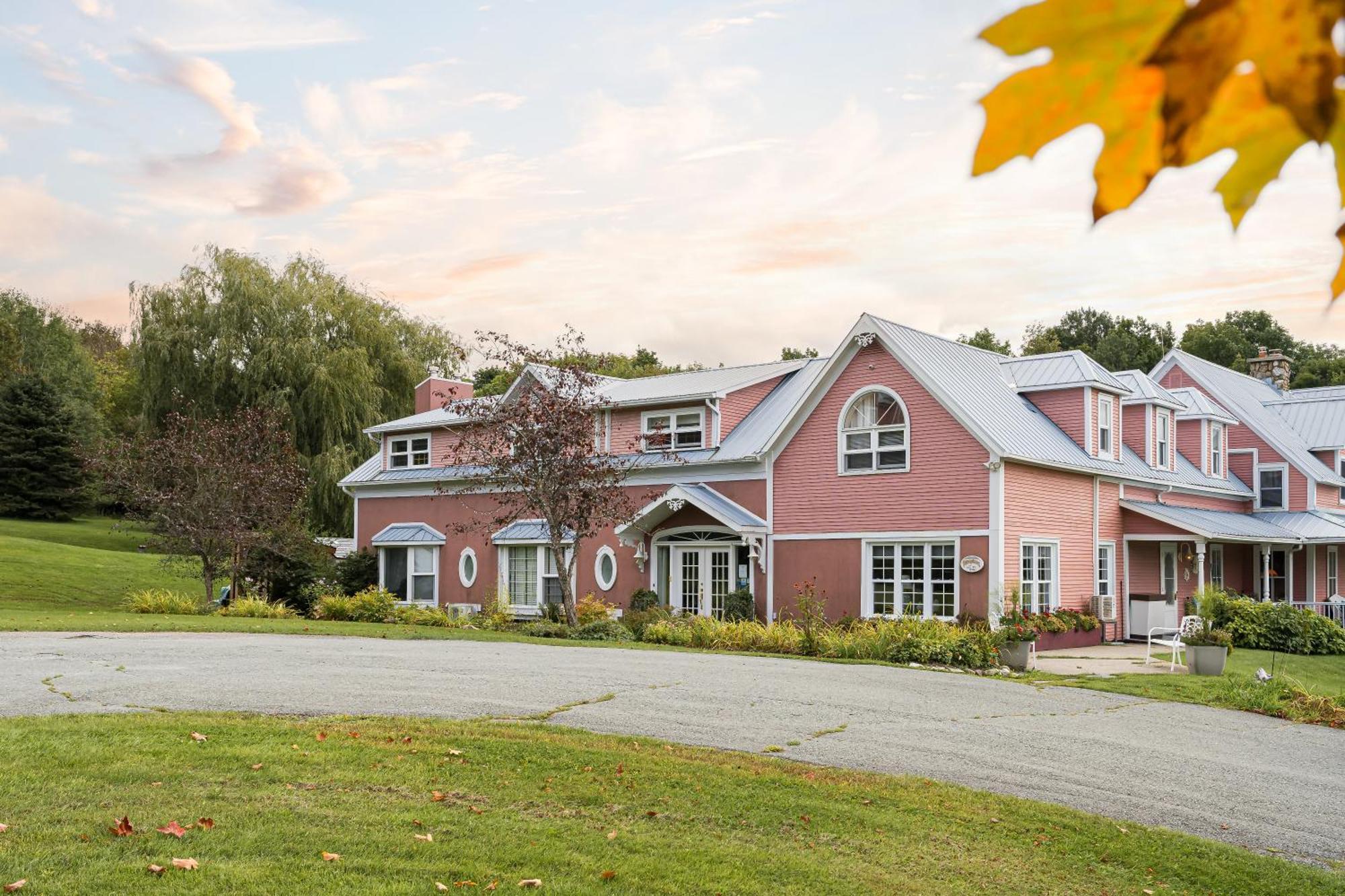 Auberge Le Tricorne North Hatley Zewnętrze zdjęcie