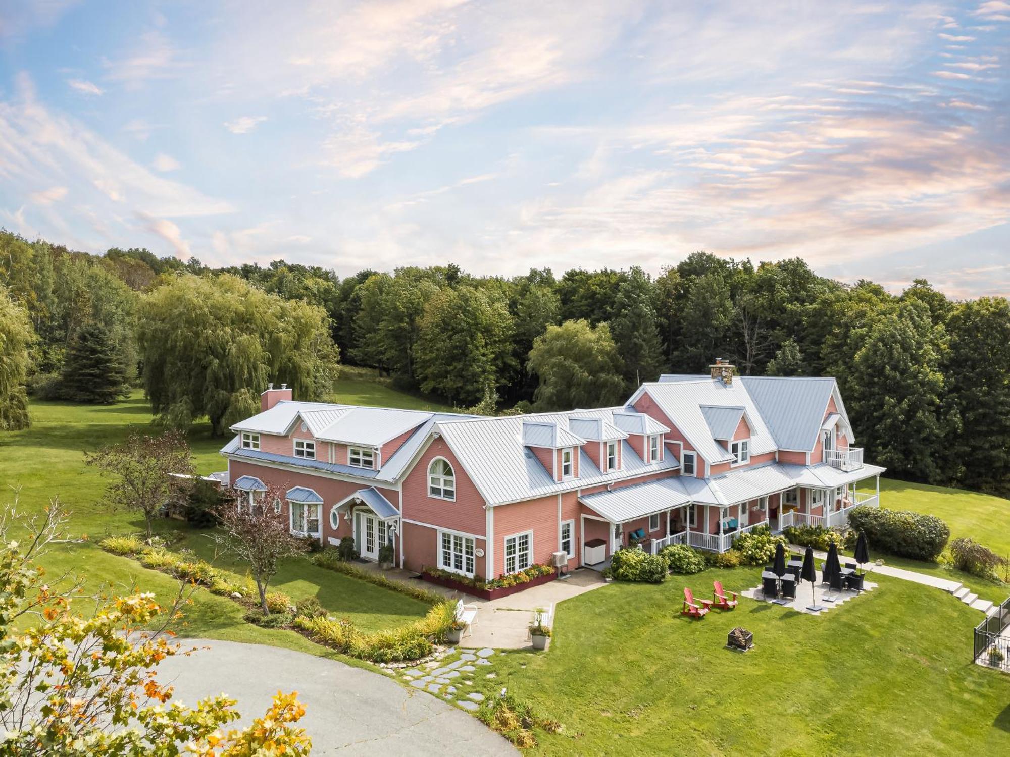 Auberge Le Tricorne North Hatley Zewnętrze zdjęcie